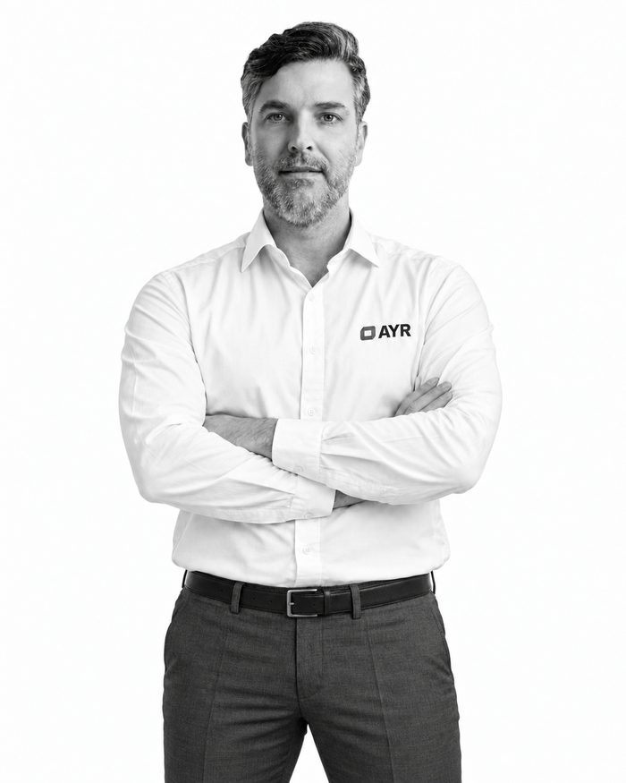 Jonathan López, Director de Tecnología · AYR